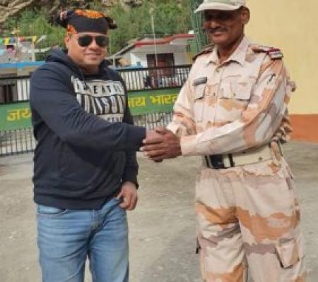 Kiran Roy invited by Indian Army to conduct a Workshop to lift the spirits of the soldiers posted at the harsh terrains of the India-China border Kiran Roy invited by Indian Army to conduct a Workshop to lift the spirits of the soldiers posted at the harsh terrains of the India-China border